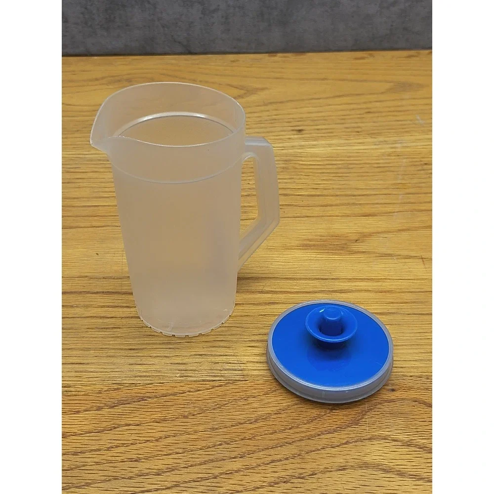 Rare Vintage Tupperware Toys Clear Pitcher With‎ Blue Lid 5